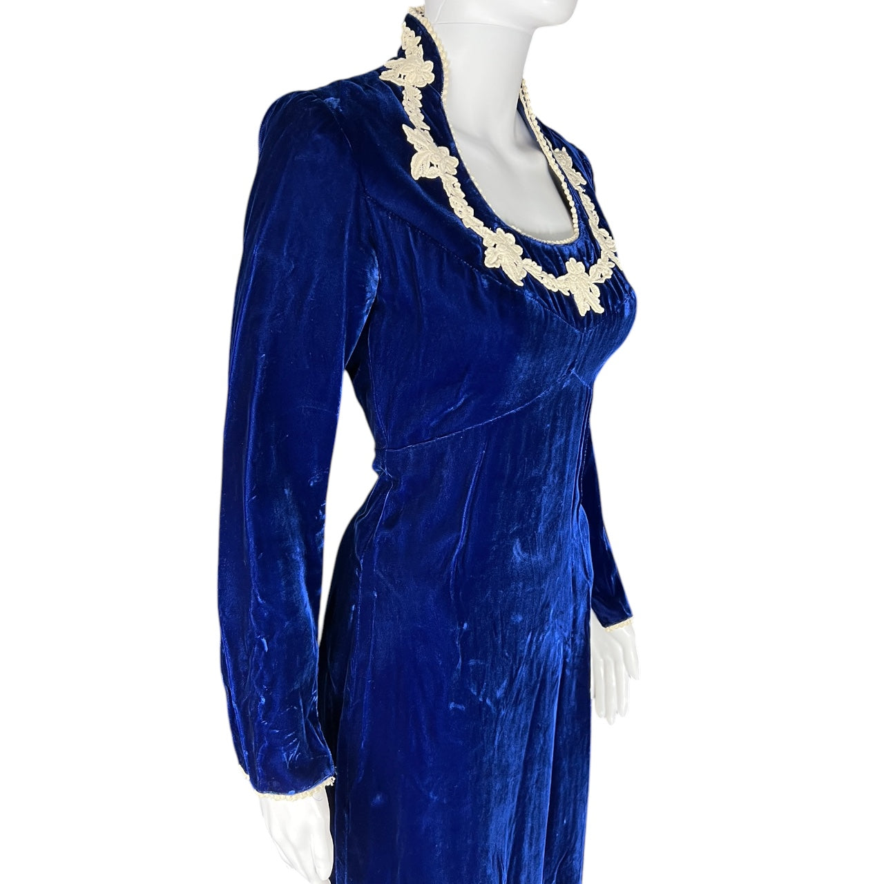 Vintage 60s 70s Medieval Revival Sapphire Velvet Gown Queen Anne Collar White Lace Sz 8