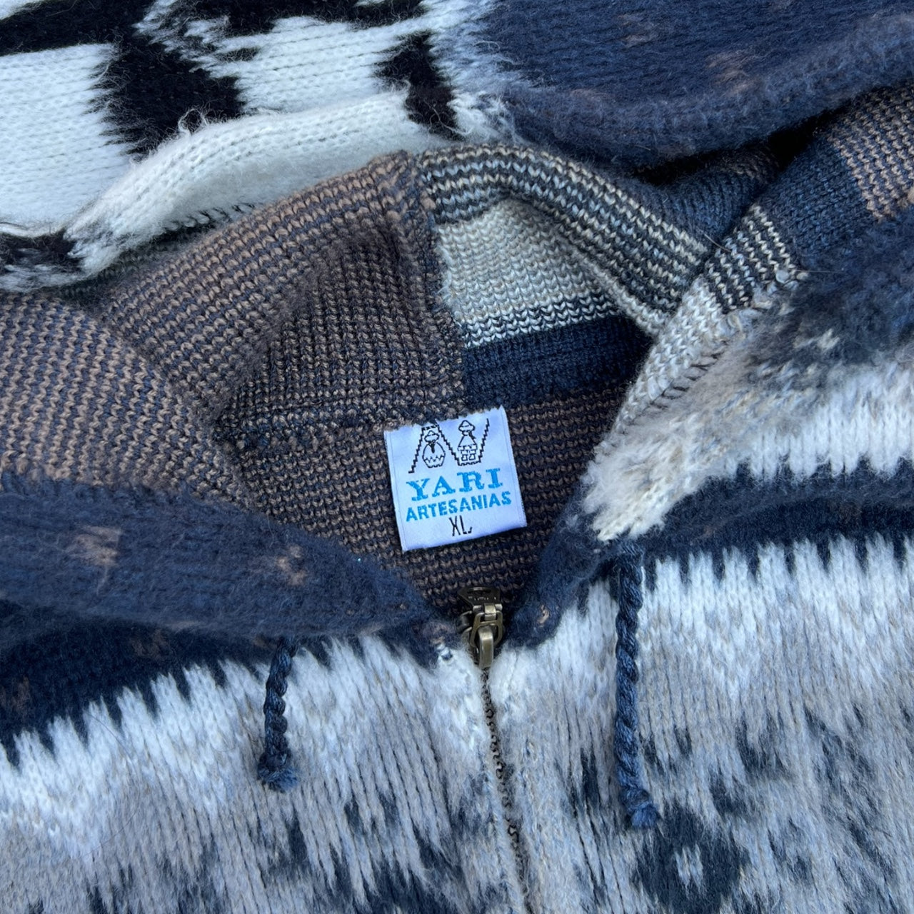 Yari Artesanias Hooded Wool Zip Up Jacket Llama Aztec Men’s XL