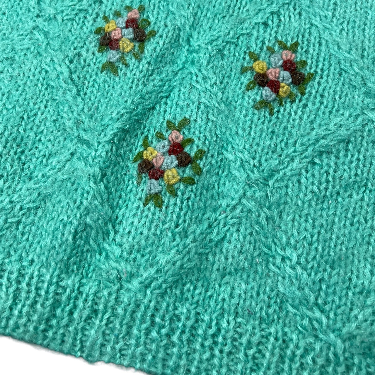 Vintage 90s Chelsea Young Wool Mohair Floral Embroidered Sweater Aqua Blue Women’s Med