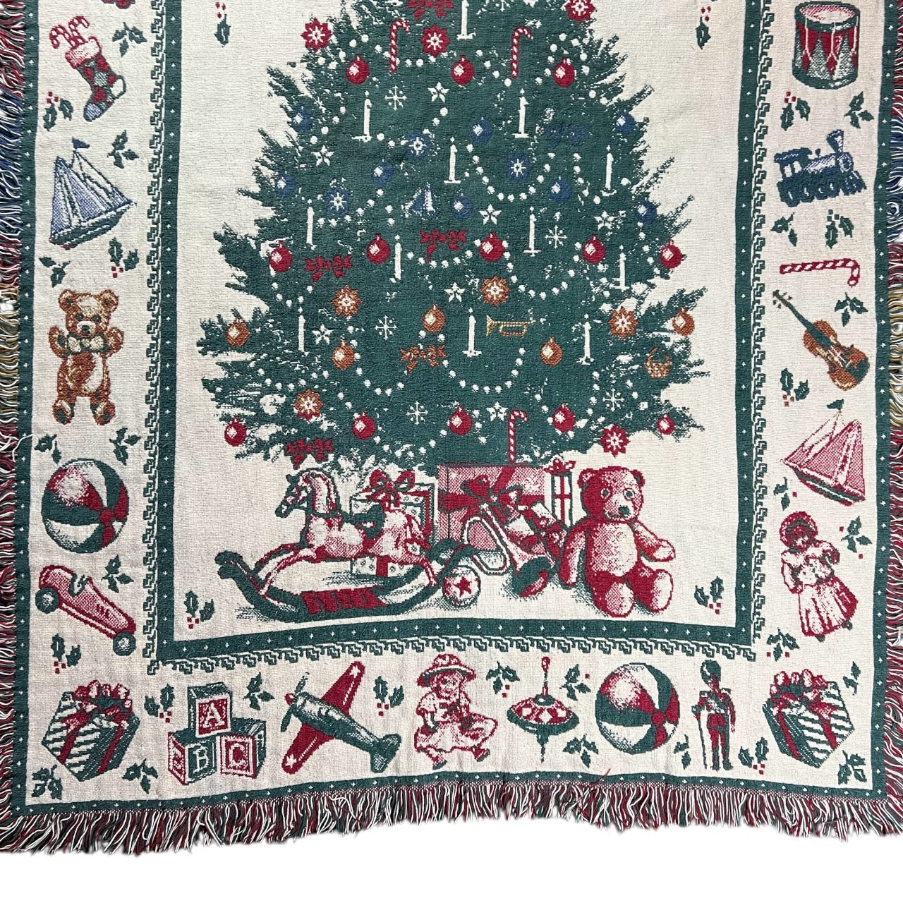 Vintage Christmas Tree Tapestry Throw Blanket Christmas Presents Stockings Toys Fringe 66” x 46”