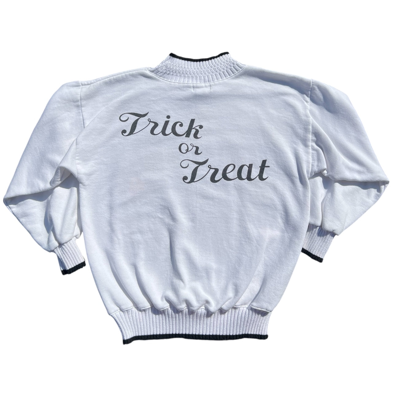 90s Triples Halloween Trick or Treat Jack-O-Lantern Sweatshirt Women’s Small Candy Corn Bats
